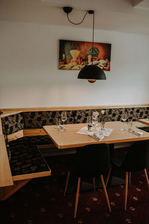 Restaurant Gaestehaus Feldkirchen Feldkirchen bei Graz Dış mekan fotoğraf